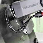 Railblaza StarPort E-Serie mit Kabeldurchführung in Kombination mit einem Lowrance Echolot