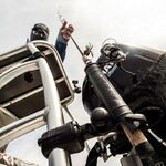 Railblaza Railmounts 32-41 in black with vertical rod holder